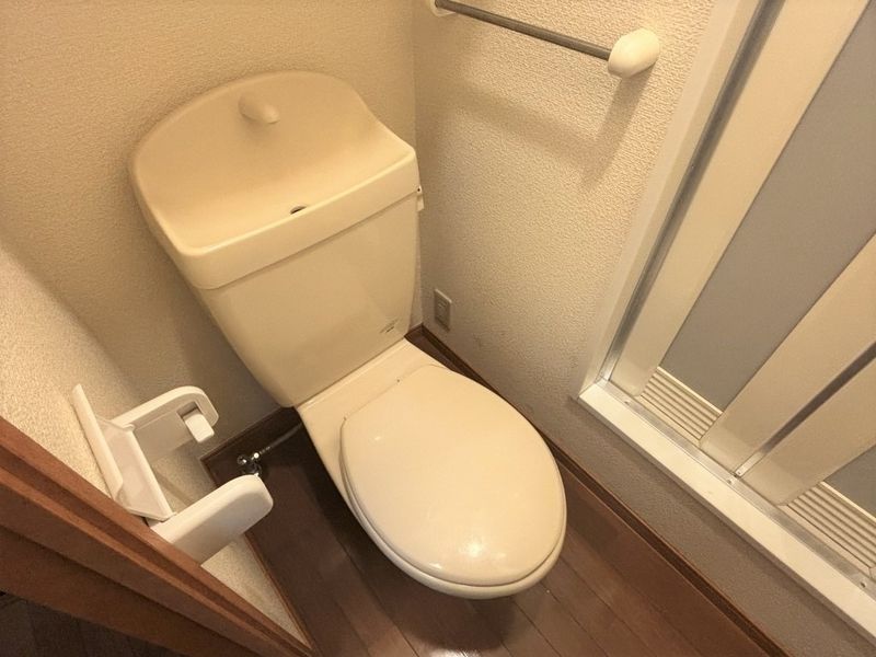 レオパレスベローラ　オカベ トイレ