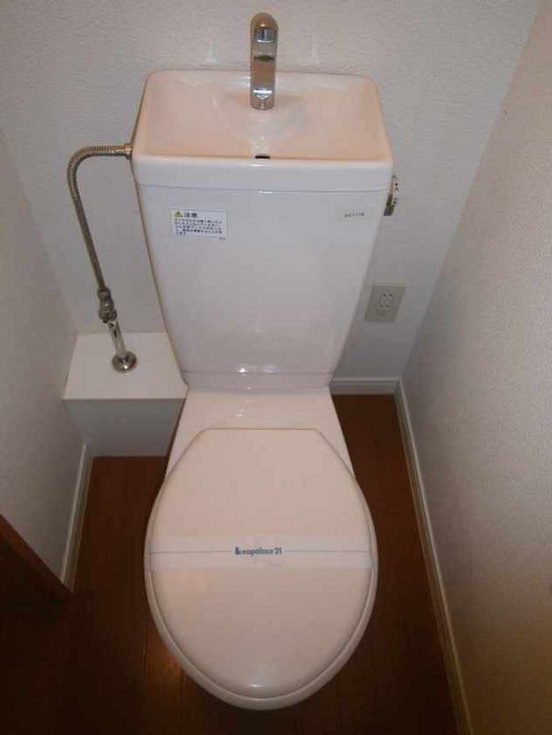 レオパレス駒場東大前 トイレ