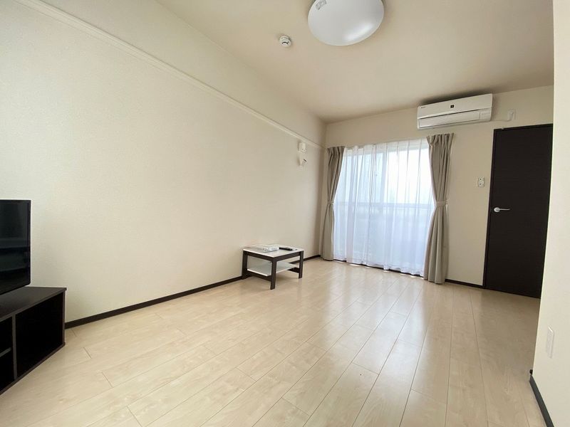 LEONEXT Giardino A Phòng khách