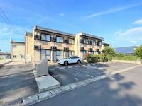 レオパレス砂丘 駐車場