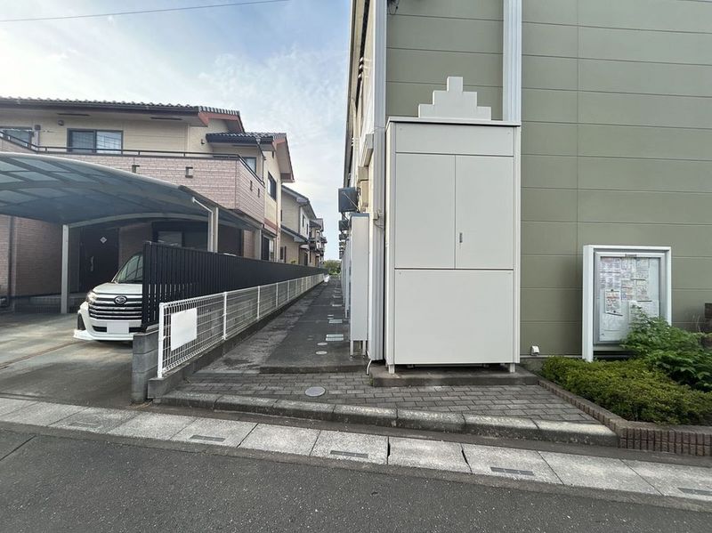 レオパレスグリーンヒル古宮 エントランス
