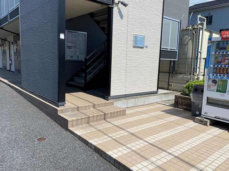 レオパレスアゼリアカーサ 共用部分