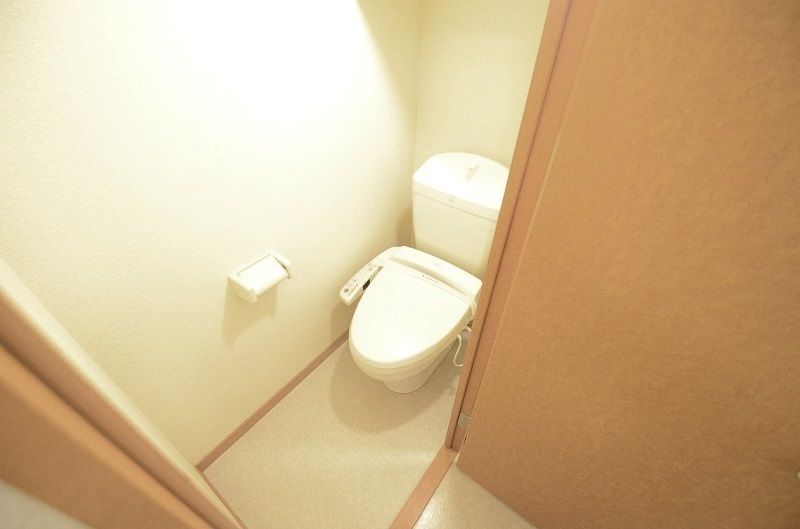 レオパレスソレイユ２２ トイレ