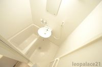 レオパレスグランヴィア東草津 風呂