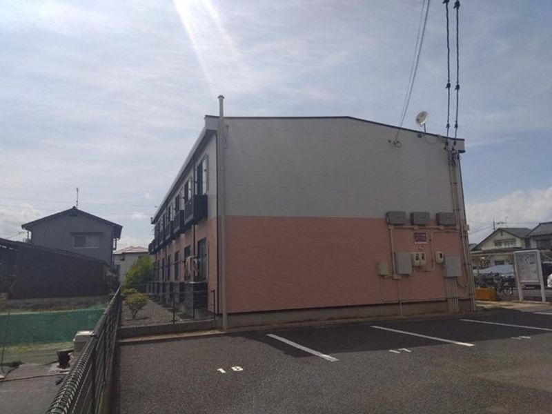 レオパレス悠　２ 外観