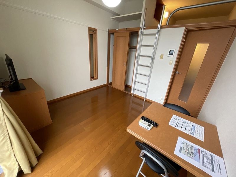 レオパレス京山マスカットⅡ 居間