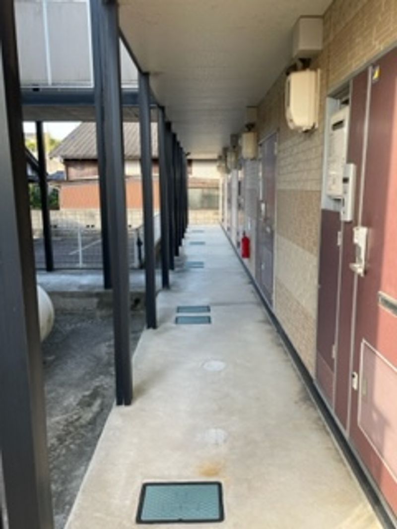 レオパレスシャトー　西門 共用部分