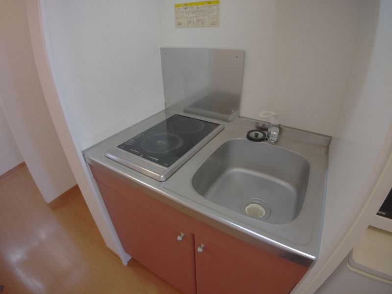 レオパレスプリート キッチン