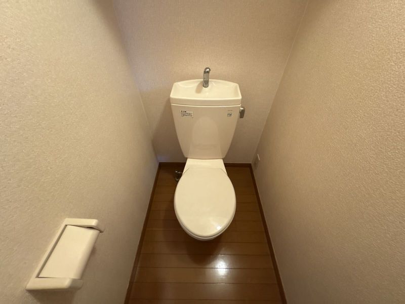 レオパレス三丁田 トイレ