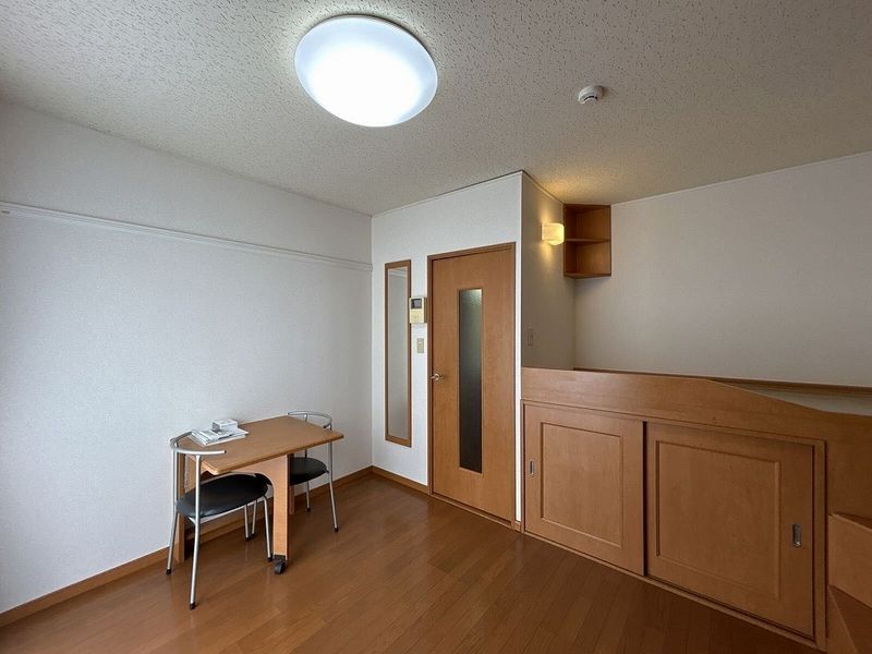 leopalace Plum II Living room