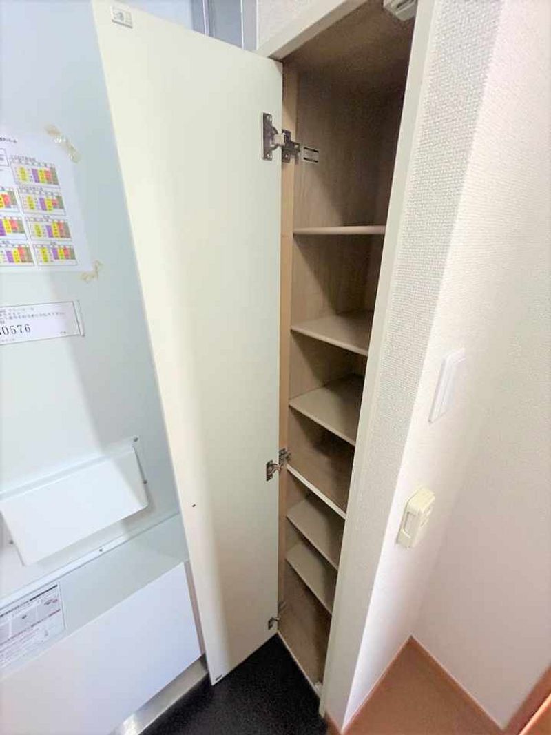 レオパレスリバーフィールドⅡ 収納