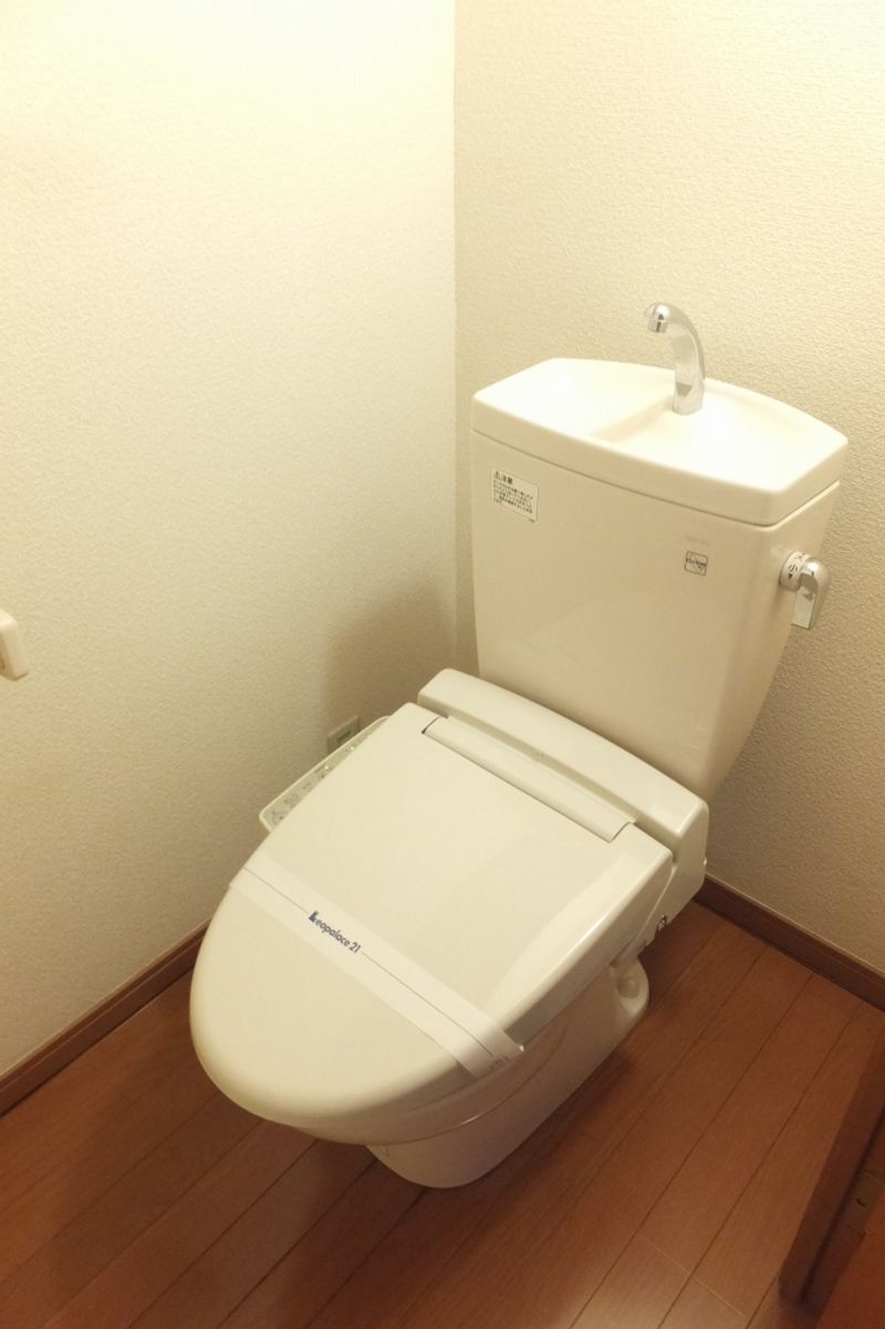 レオパレスコンチェルト トイレ