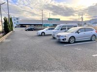 レオパレスグロス　ヴェスト 駐車場