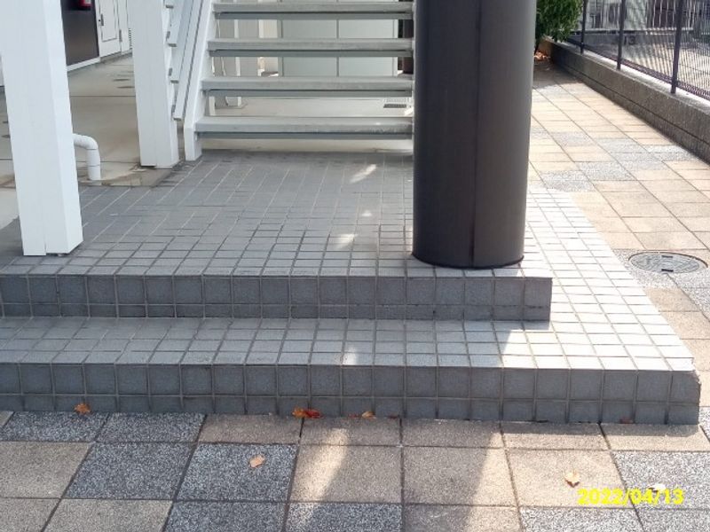 レオパレス７７３ エントランス