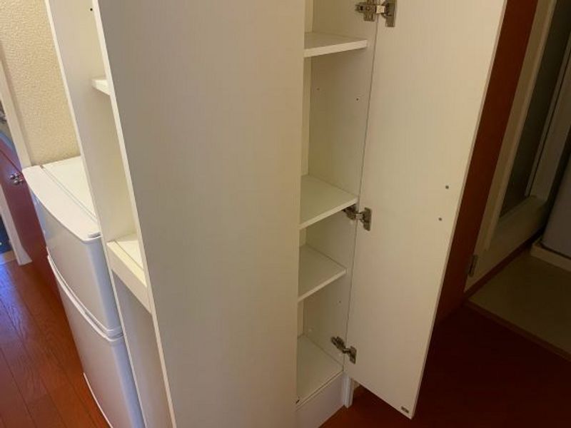 レオパレスアインヒルズ 玄関