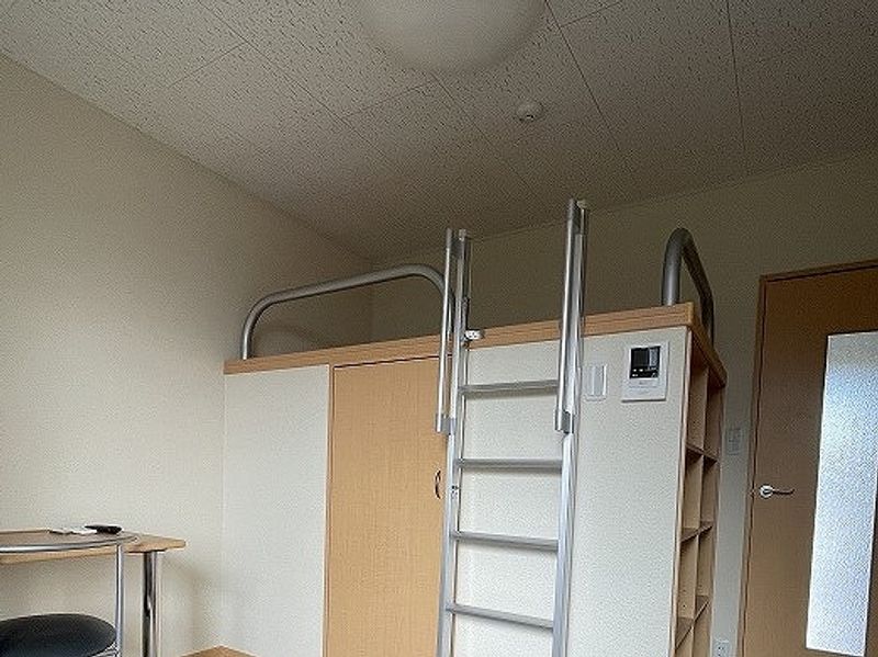 レオパレスＹＯＵ 収納