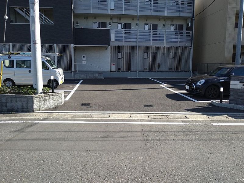クレイノショコラ 駐車場