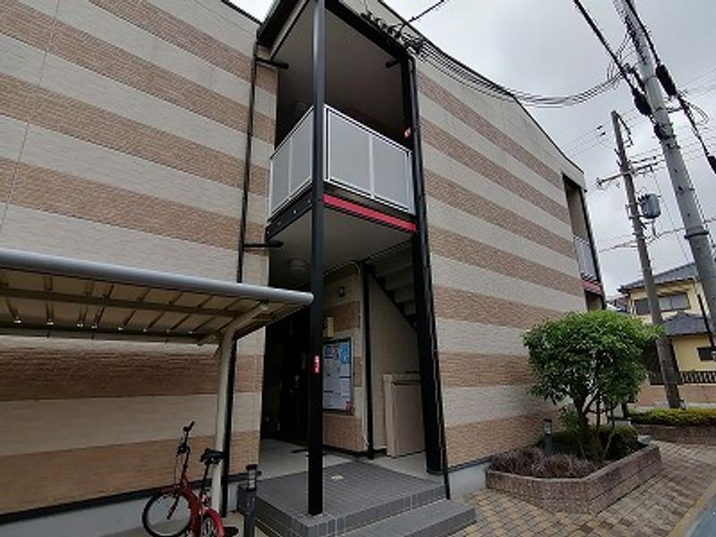 レオパレスＣＯＣＯ エントランス