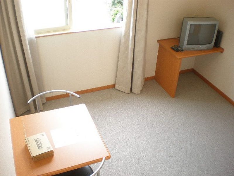 レオパレスメゾンベール　オオノ 居間