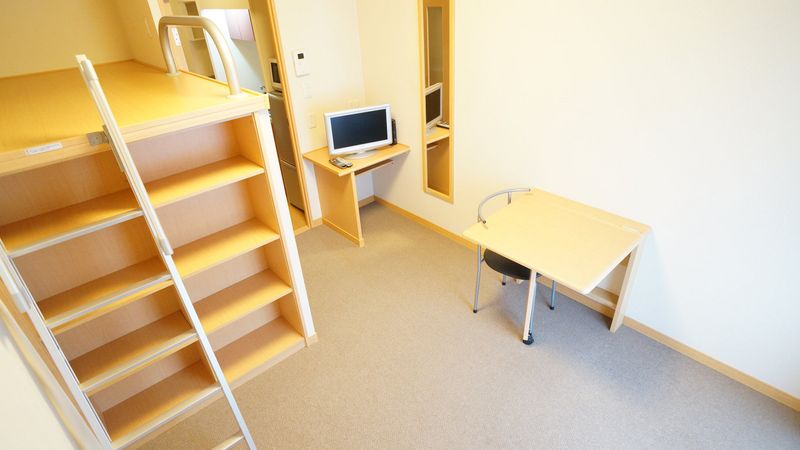 レオパレス御幣島東 居間
