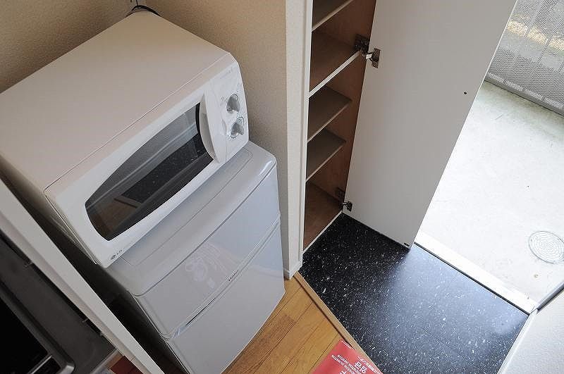 レオパレスあべーる 玄関
