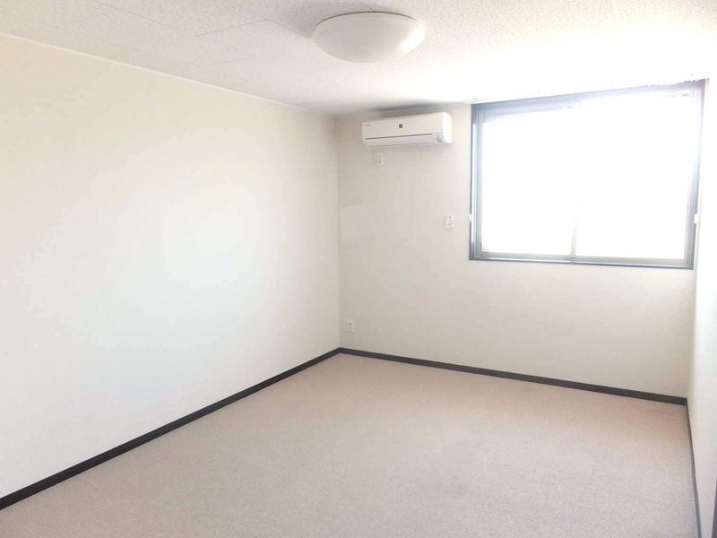 レオネクストオレンジヒルズ 居間