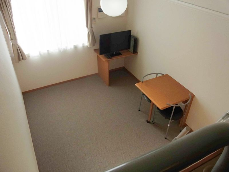 レオパレス１２９ロードサイド 居間
