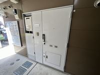 レオパレスシャルマン 玄関