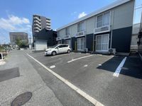 レオパレス如月 駐車場
