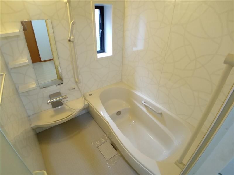 レオネクスト富 風呂