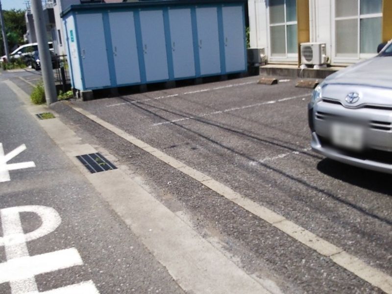 レオパレスＫ・Ｉ 駐車場