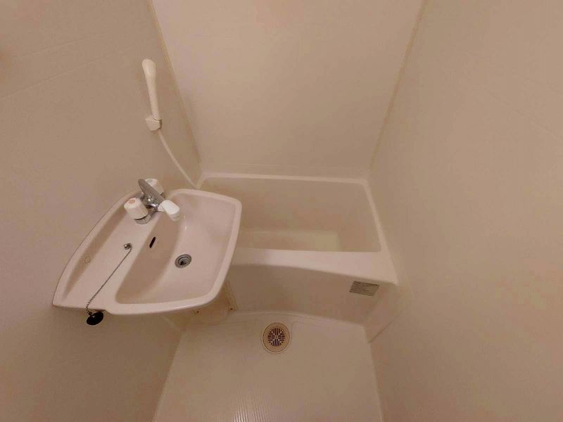 レオパレスおもだか 風呂