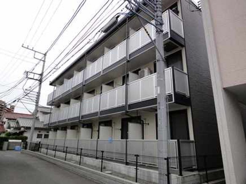 レオパレスメゾン鵠沼 外観