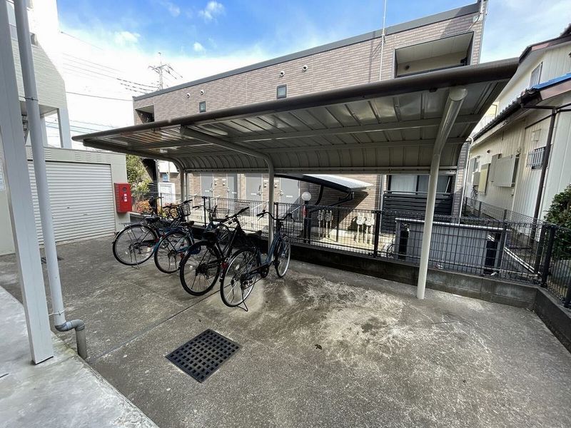 レオパレスルピア深作 共用部分