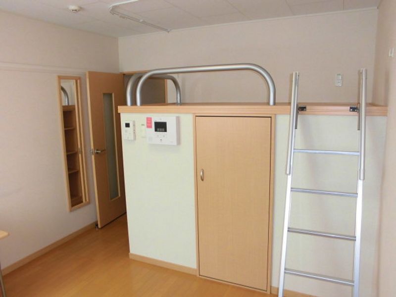 レオネクスト本城第二 居間