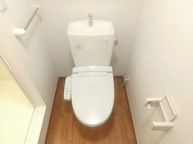 レオパレスＭＡＣＨＩＤＡ トイレ