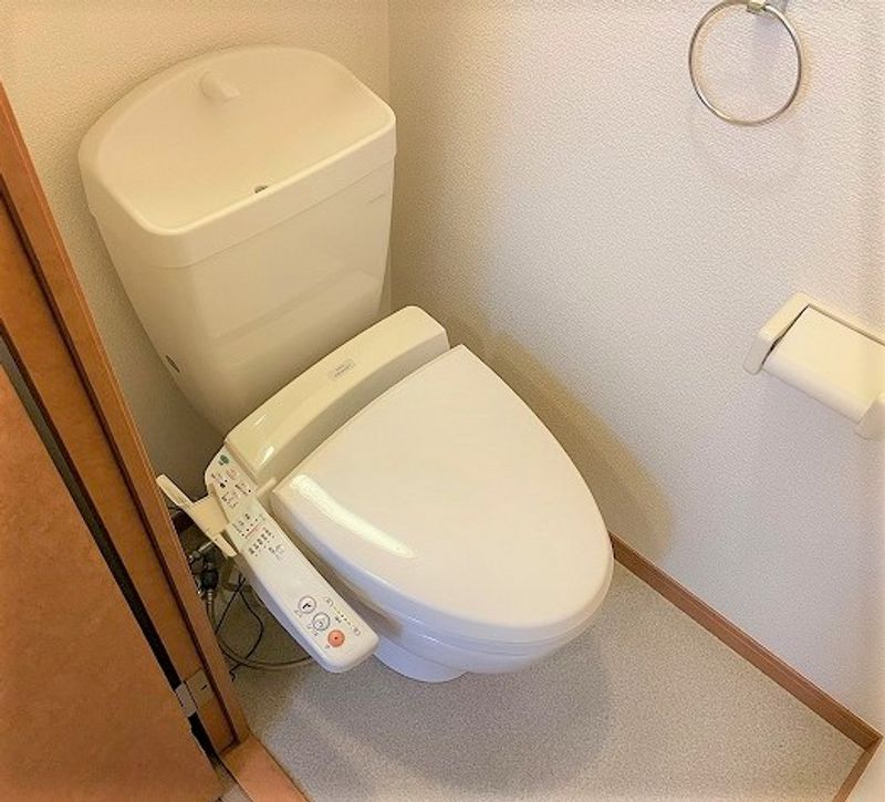 レオパレス旭２ トイレ