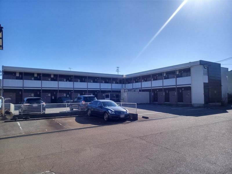 レオパレス大徳館 駐車場