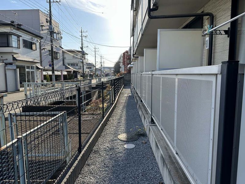 レオパレスル　レーブ バルコニー