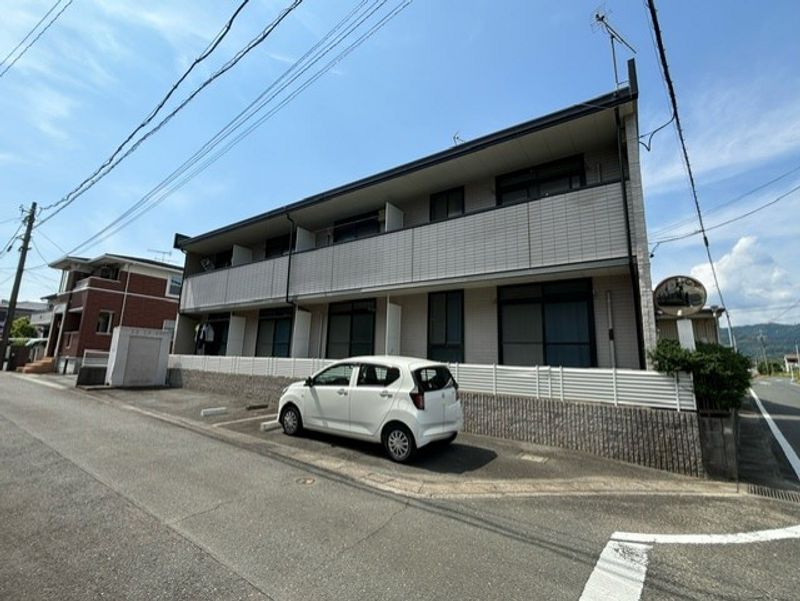 レオパレス北浦 駐車場