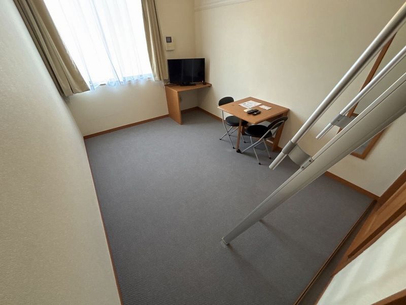 レオパレスルミエール 居間