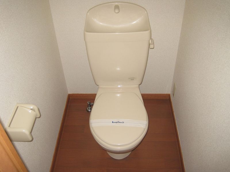 レオパレスＢｌｕｅＲｏｓｅ三島 トイレ
