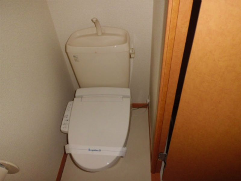 レオパレスリヴェール トイレ