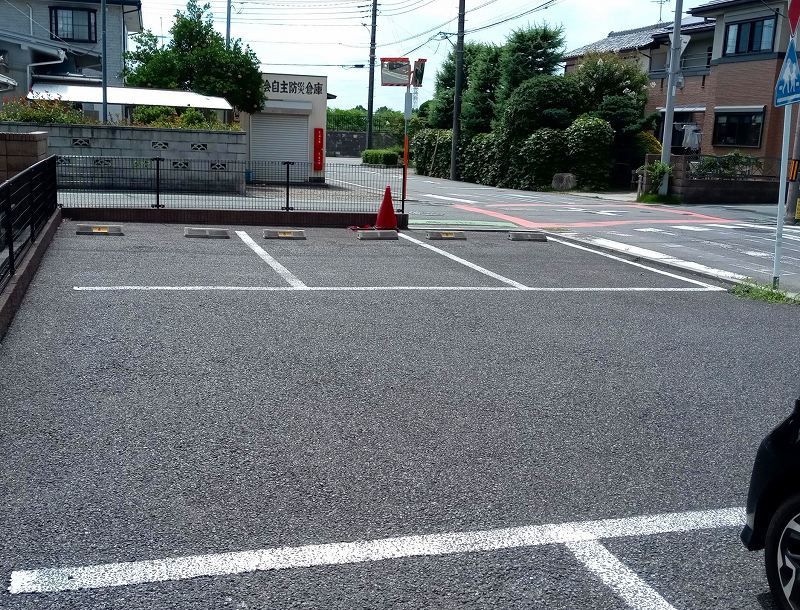 レオネクストプレジュール 駐車場