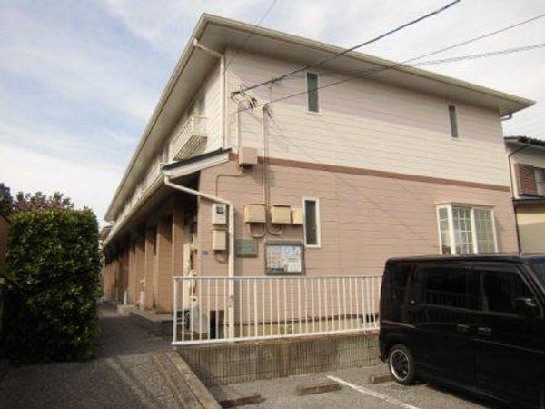 レオパレスパークサイドガーデンハウスＢ 外観