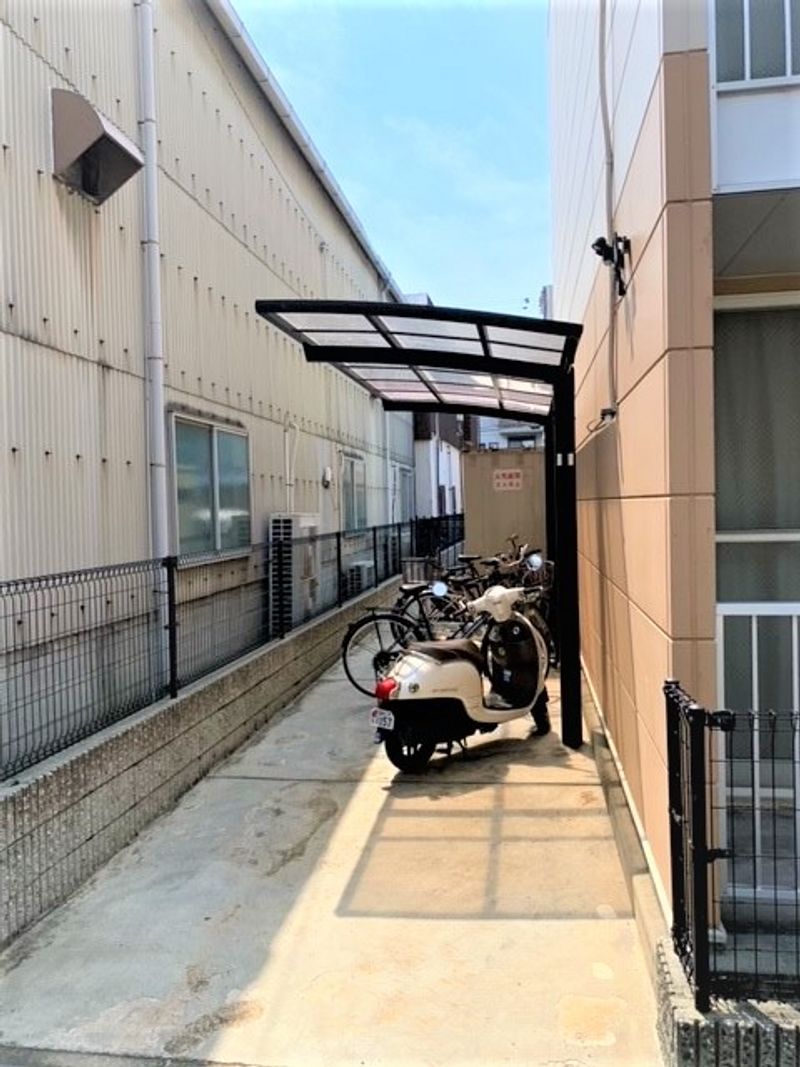 レオパレスルミナス　ウエスト 共用部分