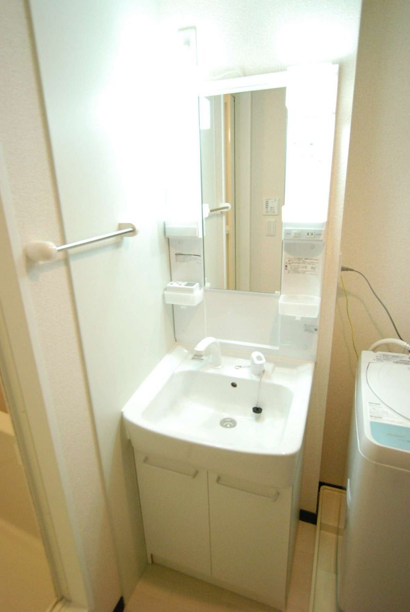 レオネクストロゴス 洗面所