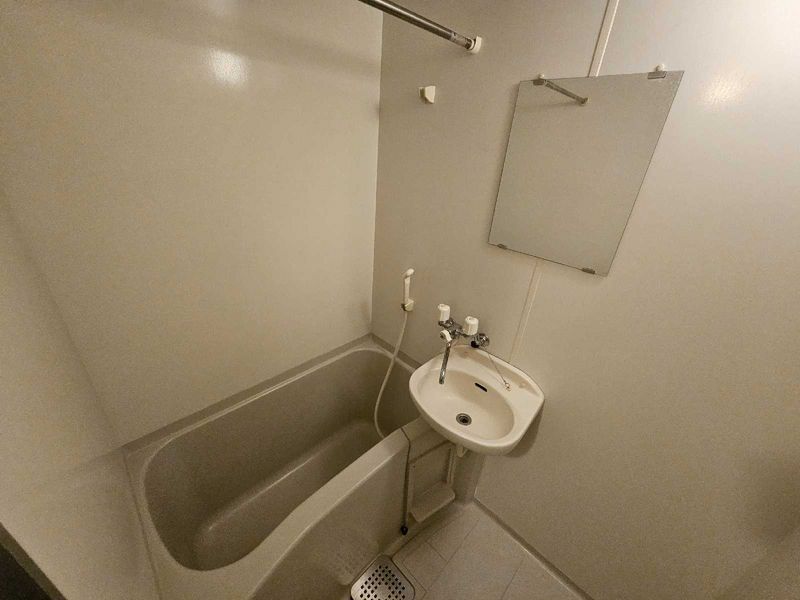 レオパレスグリシーナ 風呂