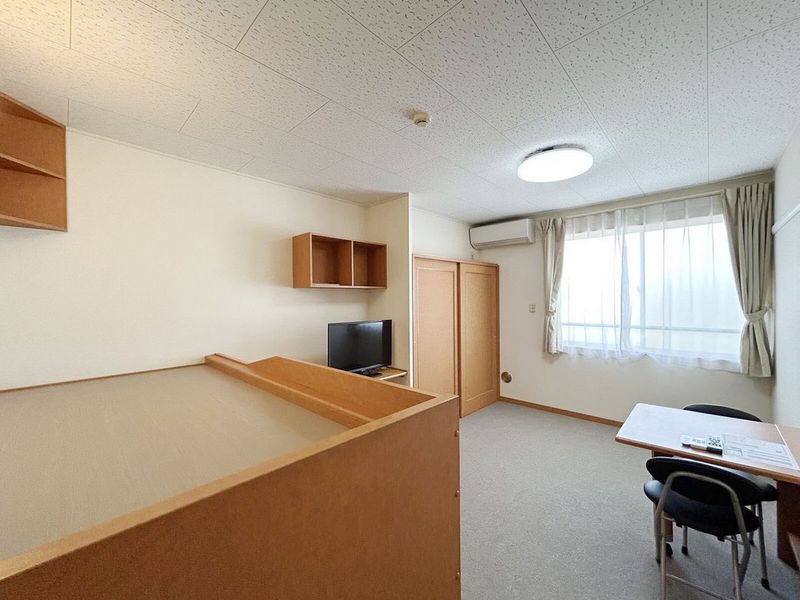 レオパレスコンフォートⅡ 居間