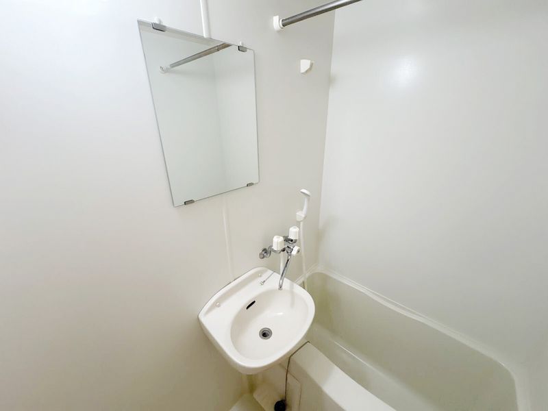 leopalace Casa Fiore Bồn rửa mặt